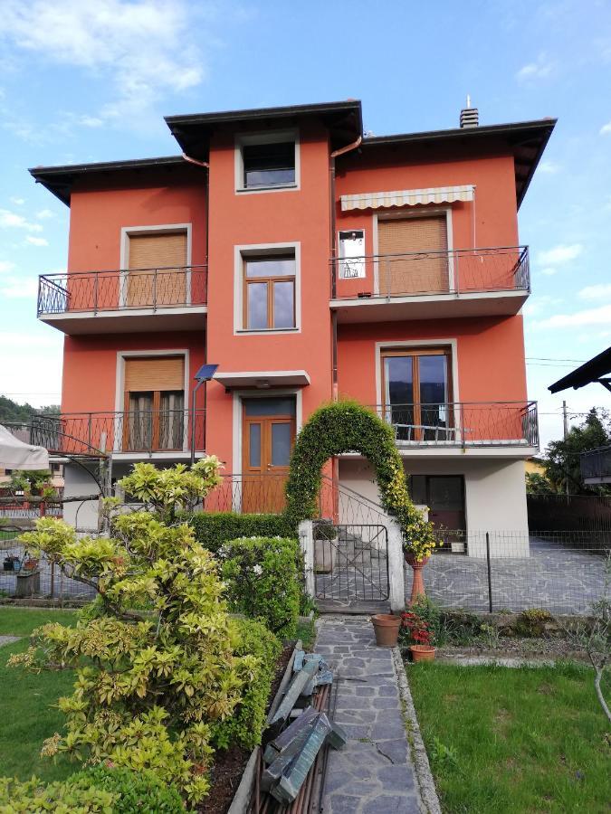 La Rosa Rossa Apartment Cambiasca Exterior photo